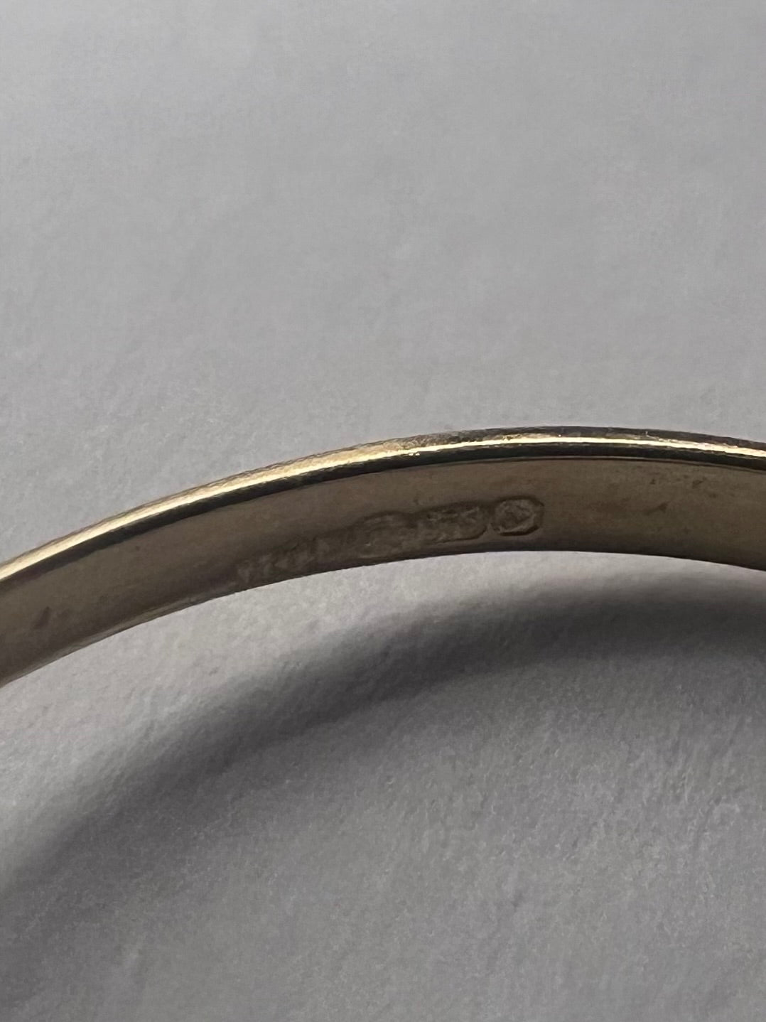 Quality 9ct Yellow Gold Dainty Snake Ring - M½