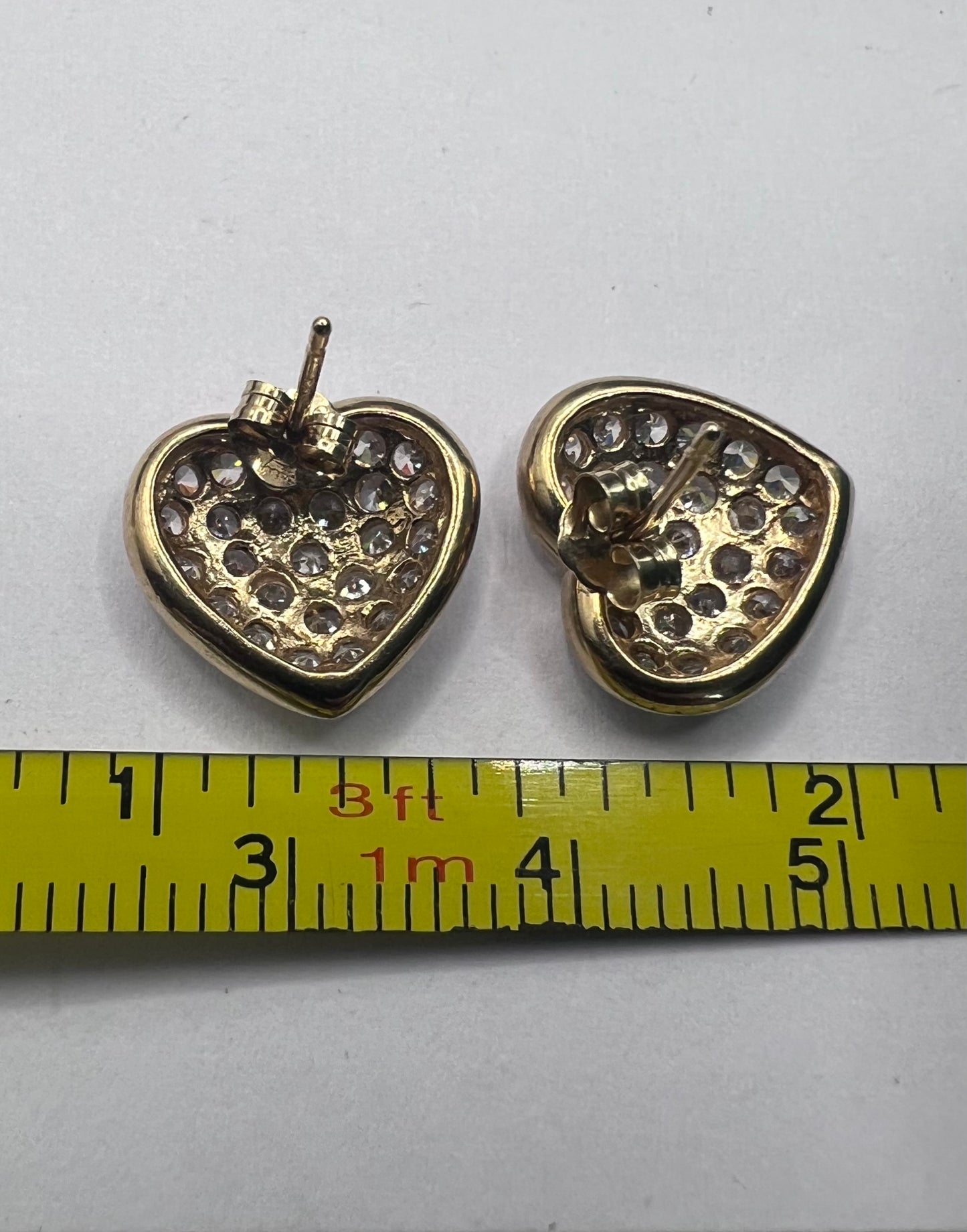 Quality 9ct Yellow Gold Heart Cluster Earrings • 3.11 Grams