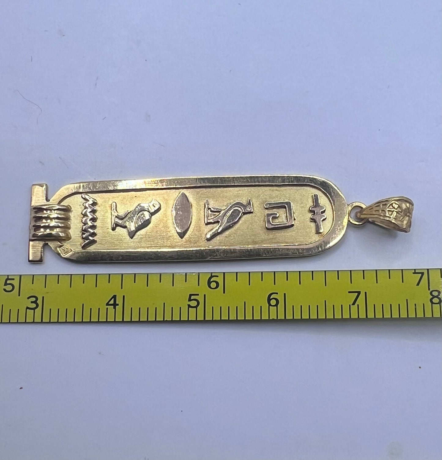 Quality 18ct Yellow Gold Egyptian Pendant • 2.85 Grams