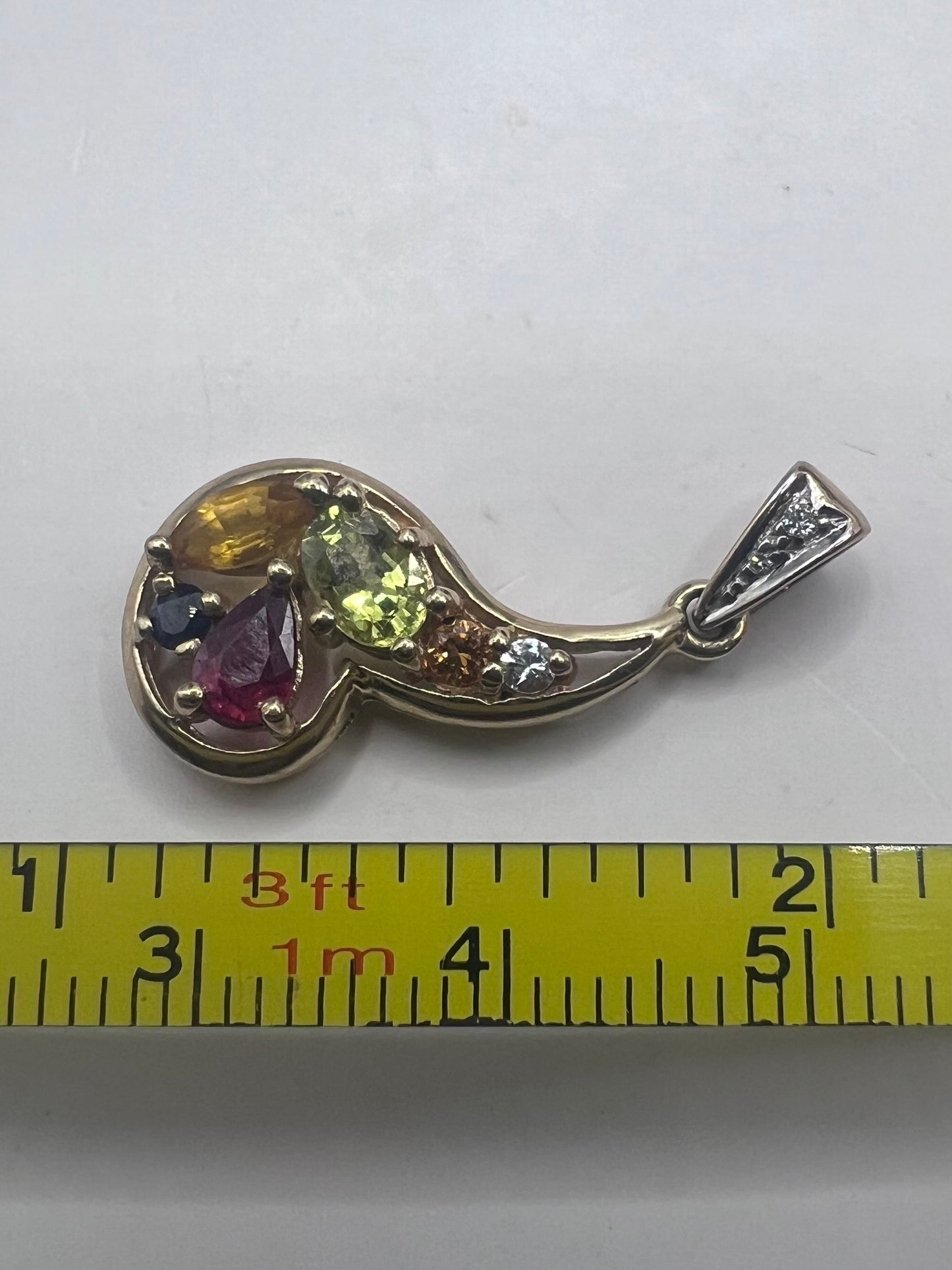 Quality 9ct Yellow Gold Multi Gem Stone Pendant • 2.81 Grams