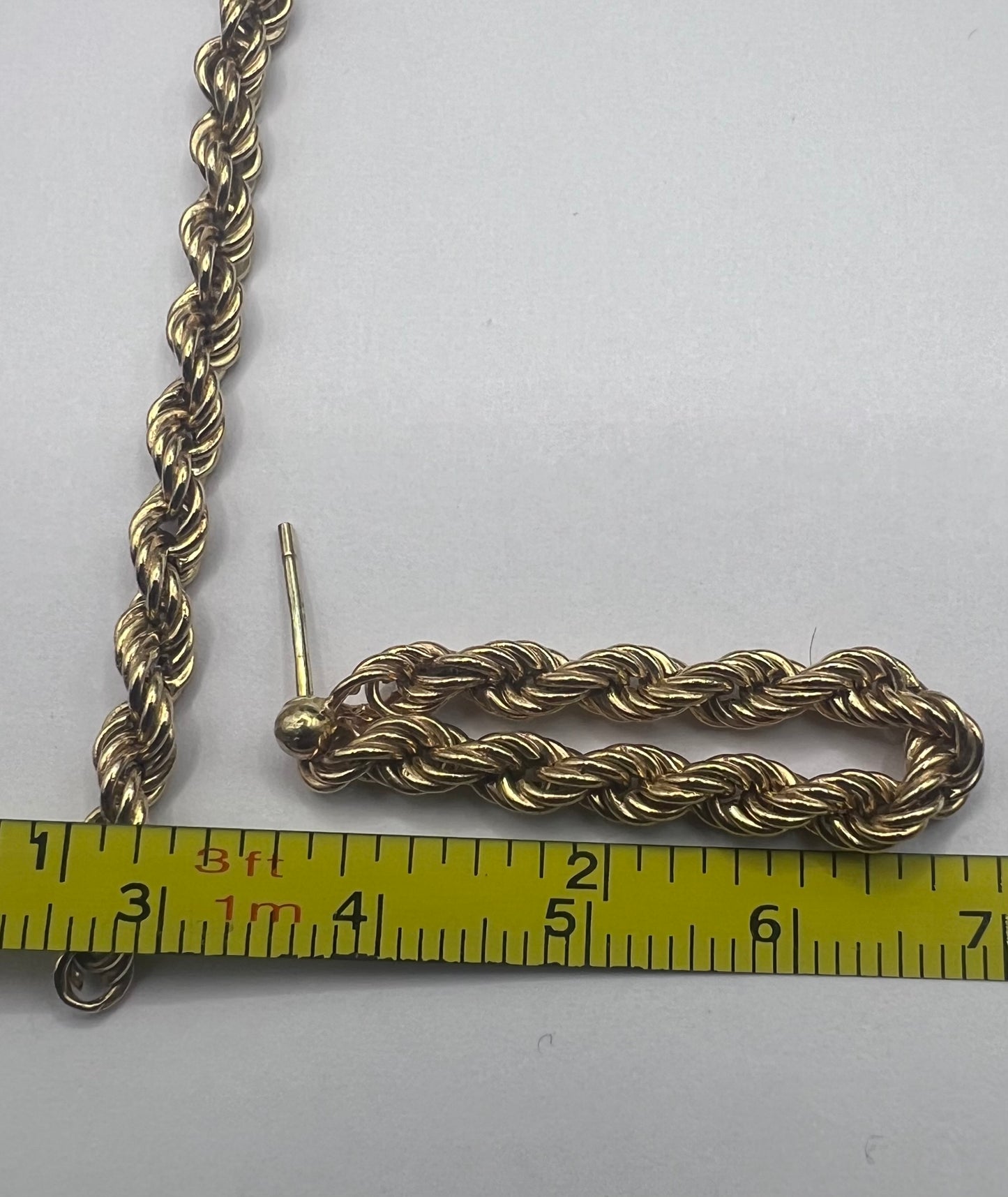Quality 9ct Yellow Gold Rope Earrings • 2.30 Grams
