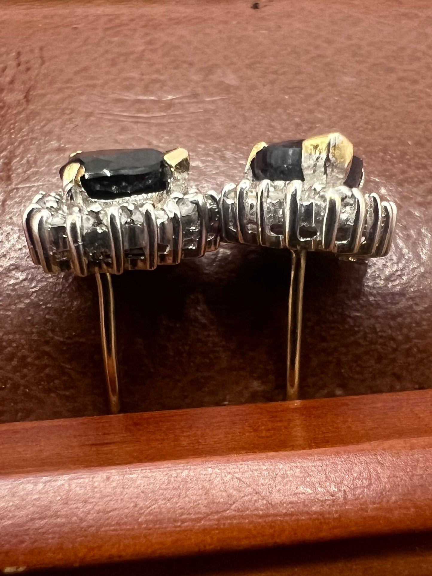 Quality 9ct Yellow Gold Sapphire & Diamond Ring & Earrings Set - L