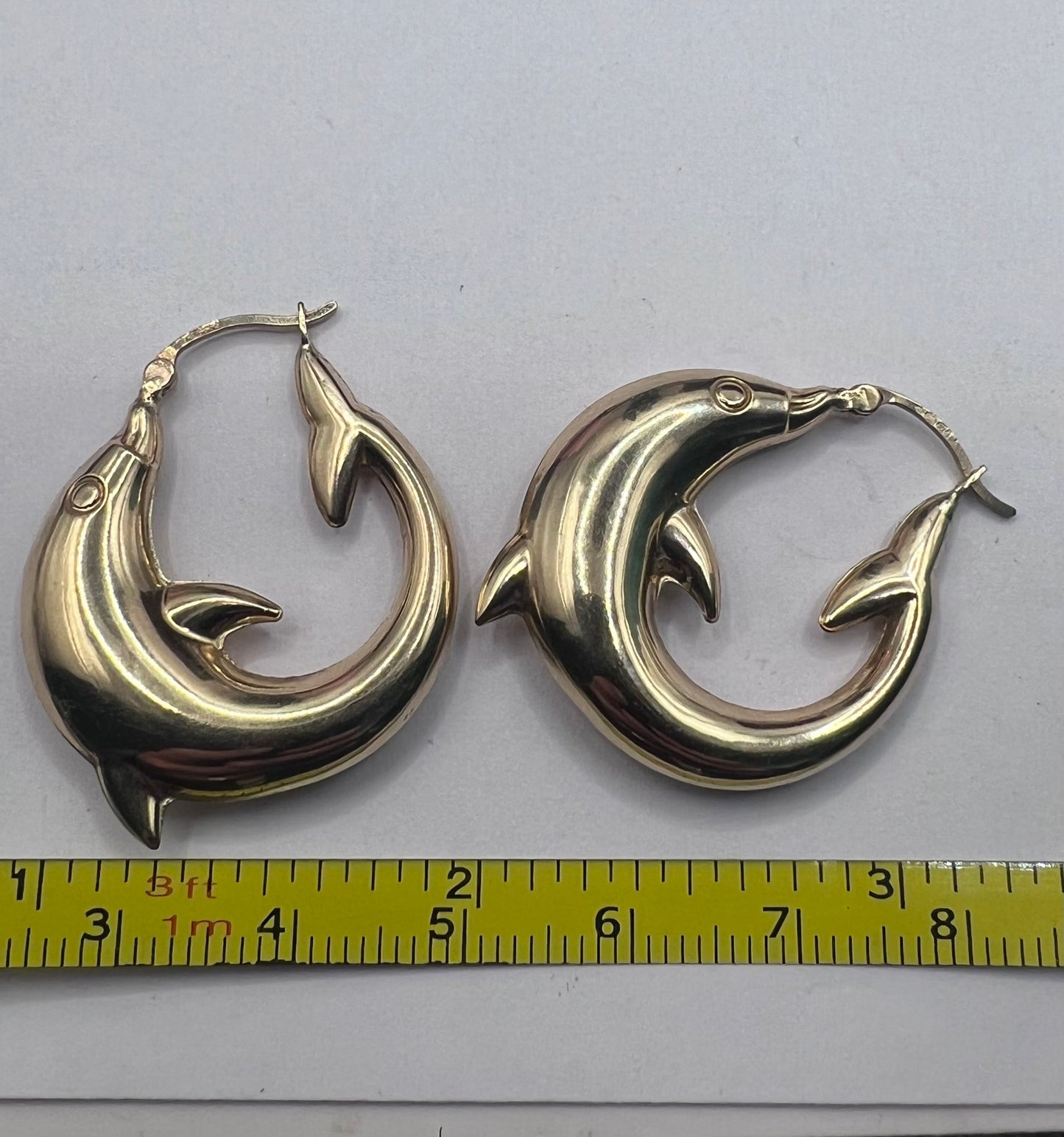 Quality 9ct Yellow Gold Dolphin Hoop Earrings • 3.08 Grams