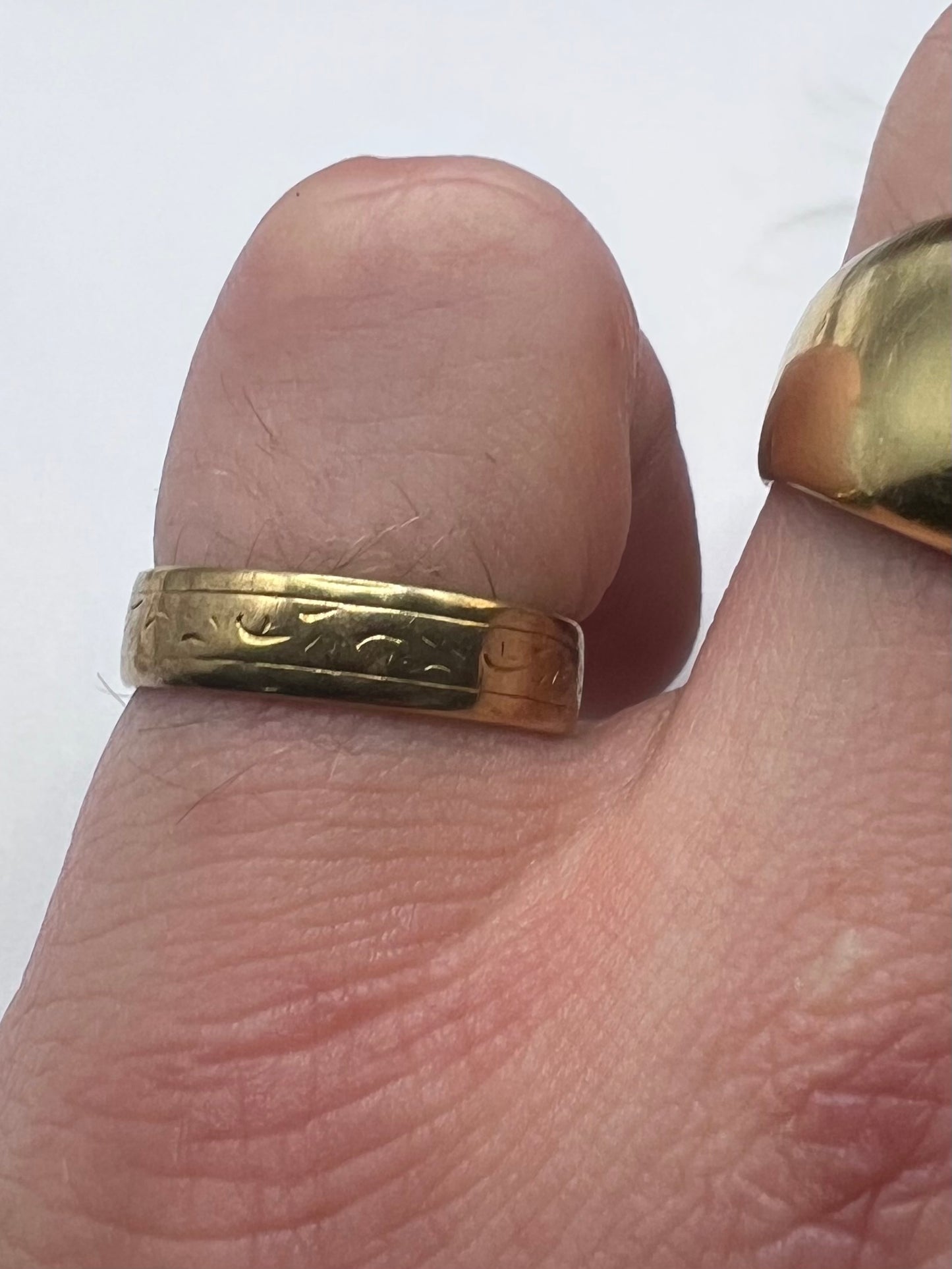 Vintage 9ct Yellow Gold Wedding Band - M½