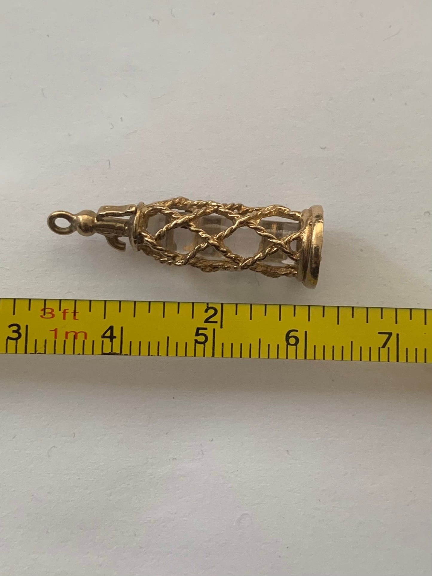 Vintage Rare 9ct Seltzer Dispenser Charm - 2.91 Grams - Circa ~ 1967