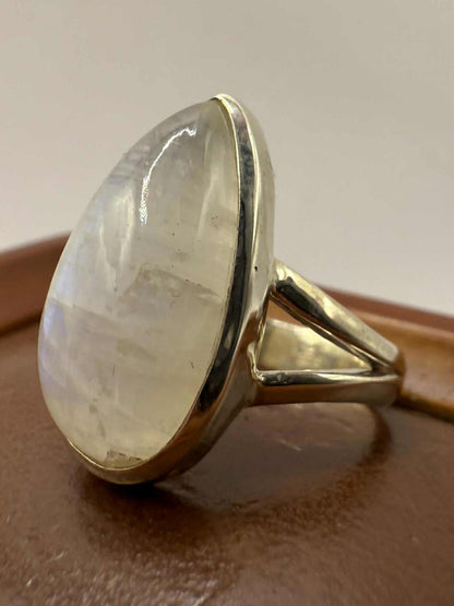 Quality 925 Sterling Silver Moonstone Set Ring • Size - M½ • 5.74 Grams