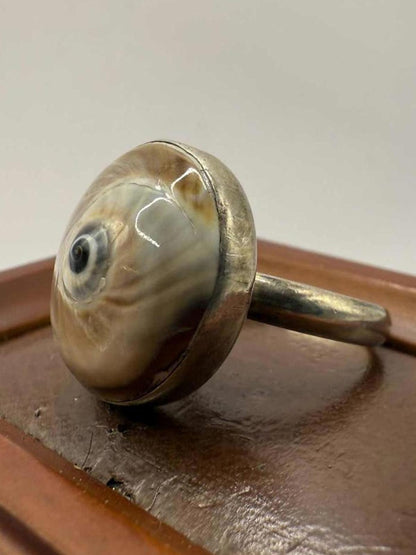 Quality 925 Sterling Silver Shell Ring • Size - R½ • 6.55 Grams