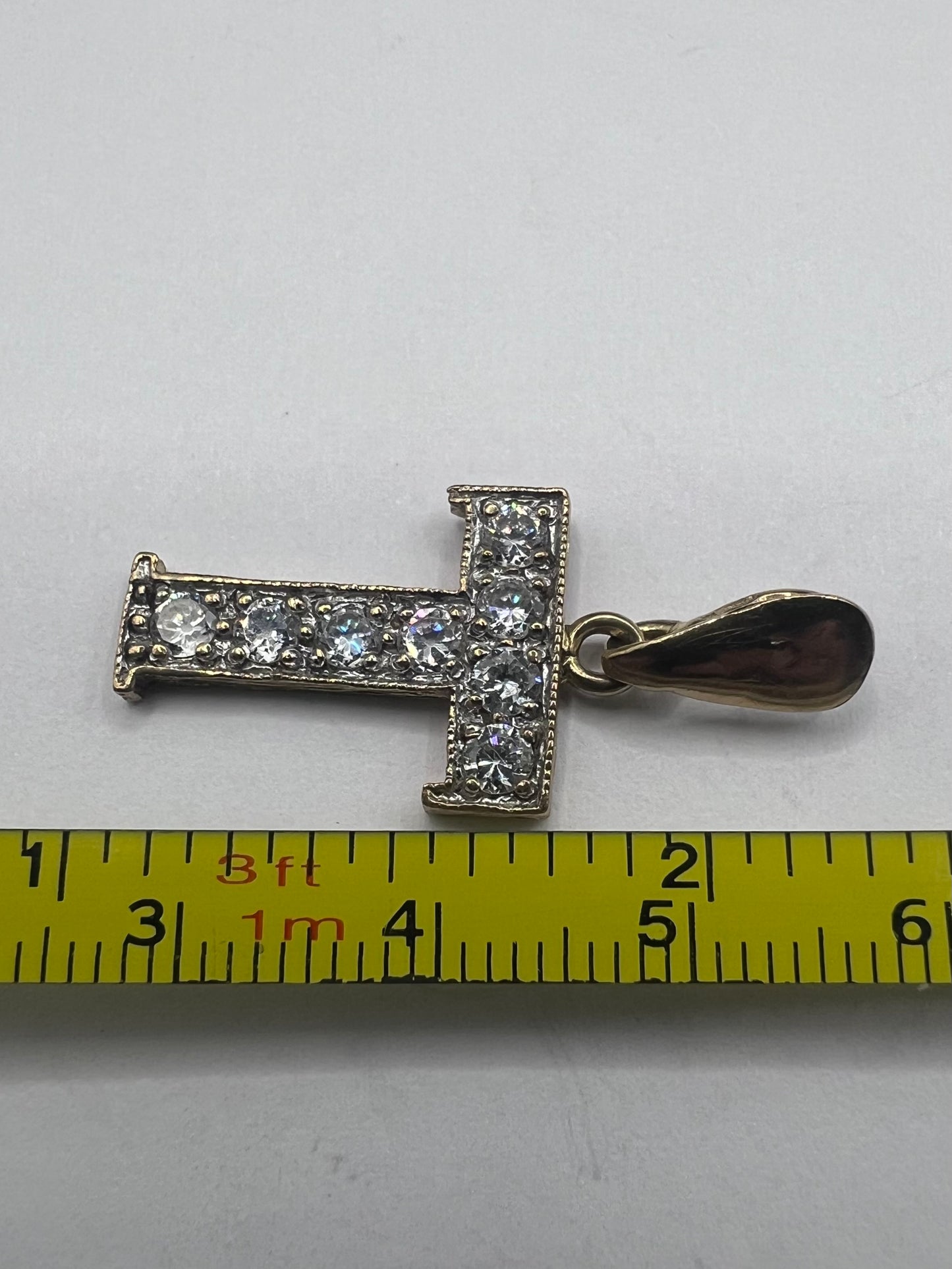 Vintage 9ct Yellow Gold “T” Initial Cz Set Pendant • 2.13 Grams