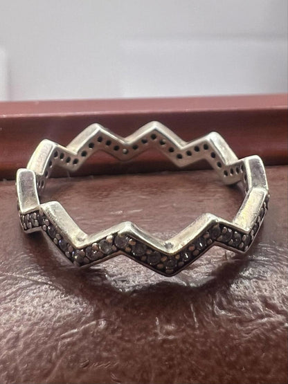 Quality 925 Sterling Silver Stone Set Wave Ring • 1.73 Grams • Size - O