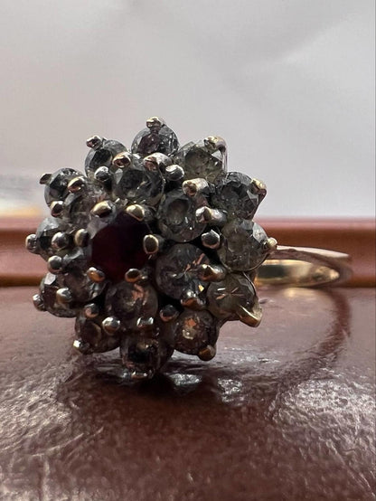 Vintage 9ct Yellow Gold Garnet & White Stone Ring • Size - P  • 3.23 Grams
