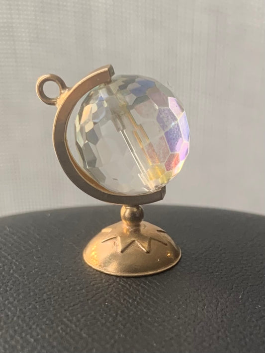 Vintage 9ct Spinning Globe Charm - 1971 - 3.85 Grams