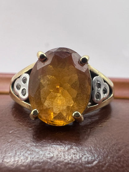Quality 9ct Yellow Gold Citrine & Diamond Ring - O