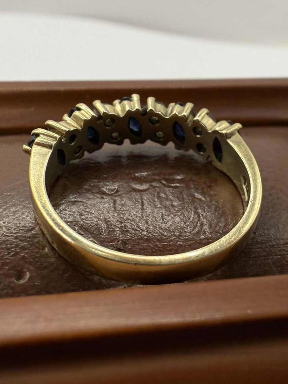Vintage 9ct Yellow Gold Sapphire Set Ring • Size - O • 3.32 Grams