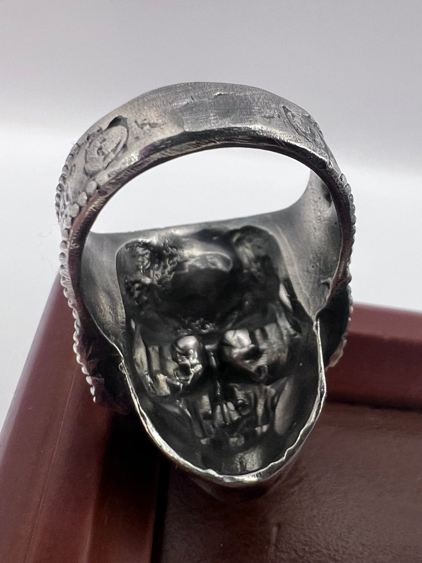 Quality 925 Sterling Silver Patterned Skull Ring • Size - M½