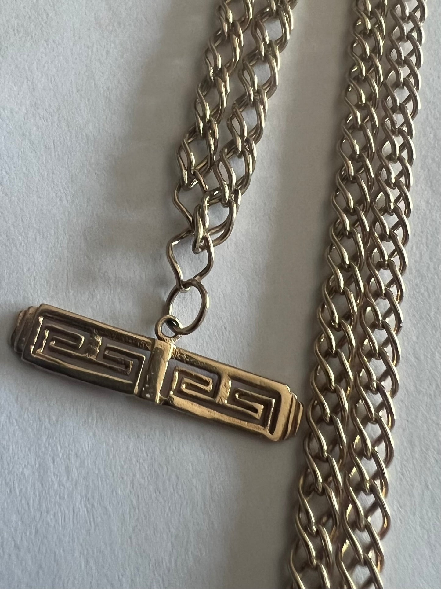 Quality 9ct Yellow Gold Woven Chain & Pendant Set - 4.51 Grams