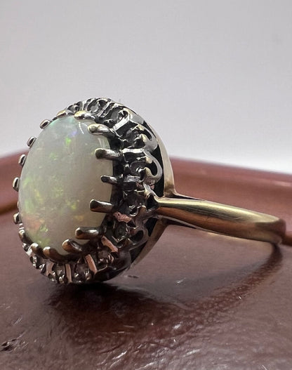 Vintage 9ct Yellow Gold Opal & Diamond Cluster Ring - O½