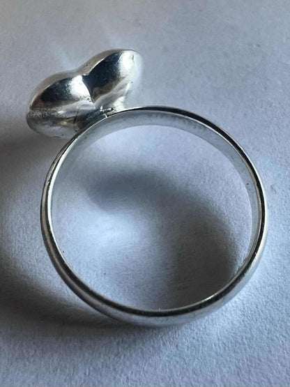 Quality 925 Sterling Silver Heart Ring • 2.38 Grams • Size - L