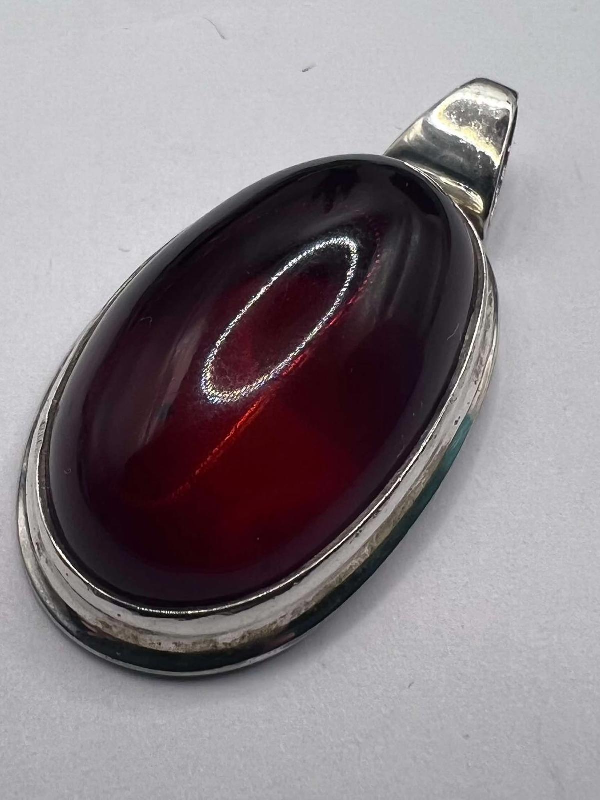 Quality 925 Sterling Silver Carnelian Set Pendant - 7.04 Grams