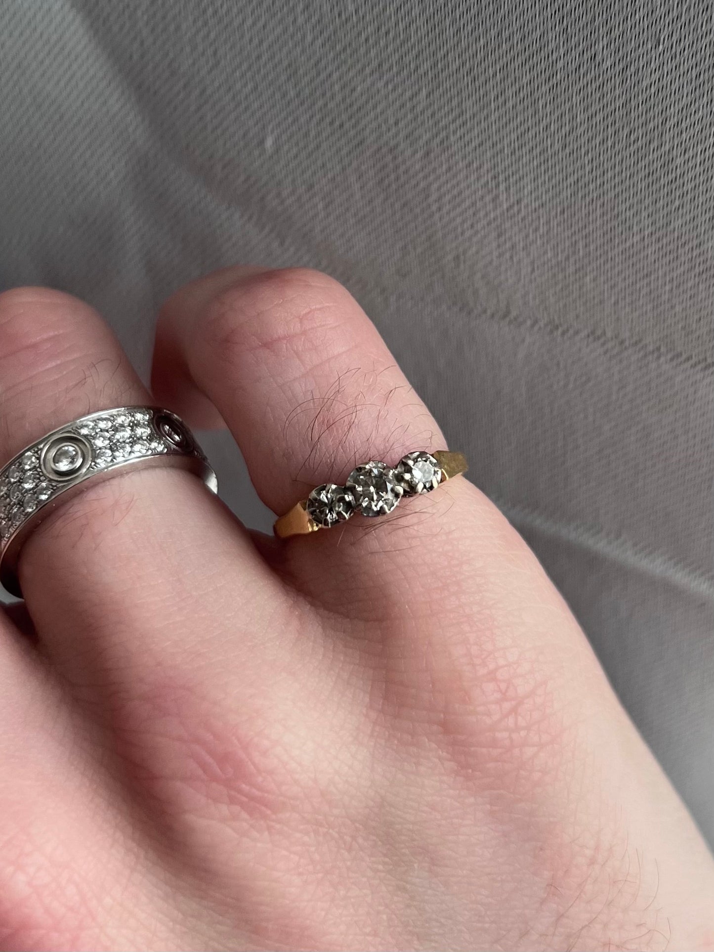 Vintage 18ct Yellow Gold Diamond Trilogy Ring - J