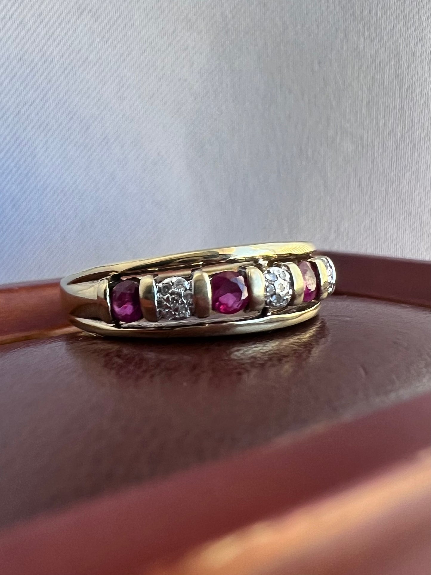 Quality 9ct Yellow Gold Ruby & Diamond Ring - S