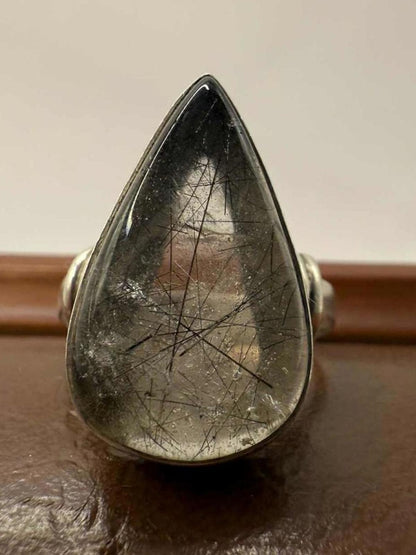 Quality 925 Sterling Silver Tear Drop Stone Set Ring • Size - M • 5.70 Grams