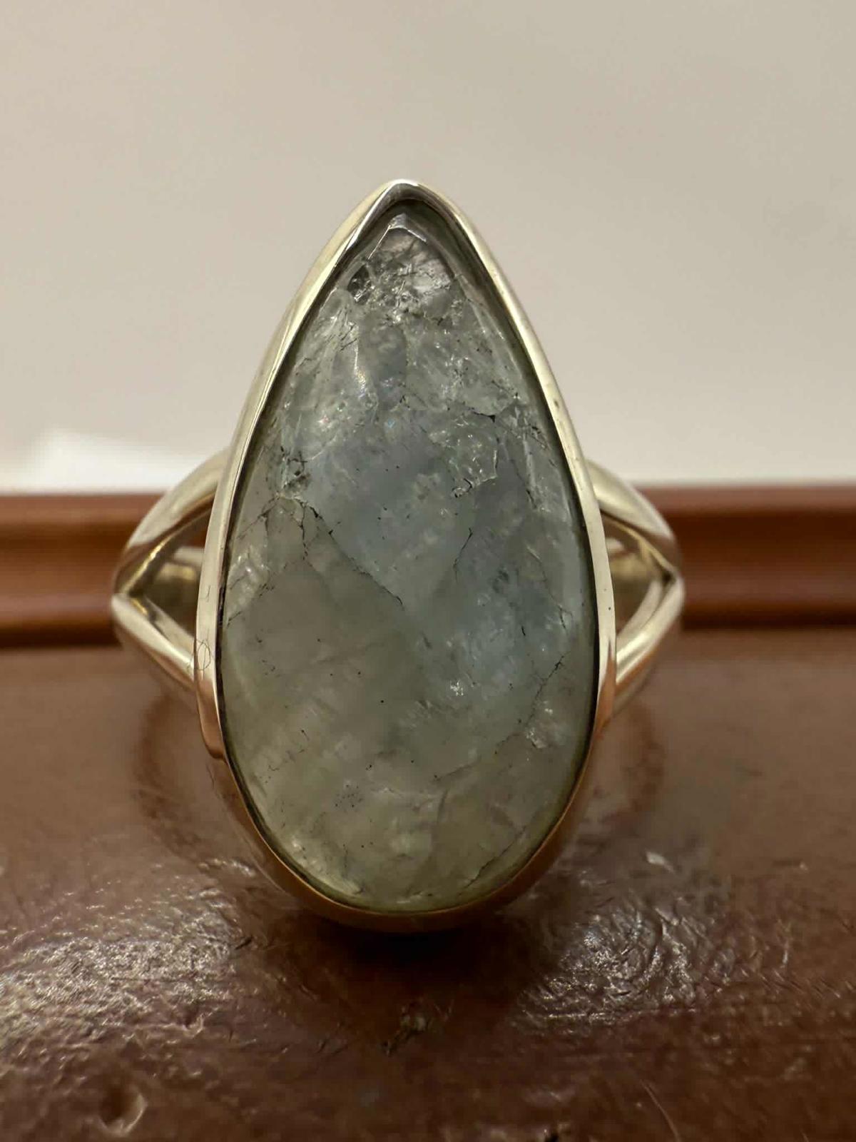 Quality 925 Sterling Silver Aquamarine Crystal Set Ring • Size - Q½ • 5.52 Grams