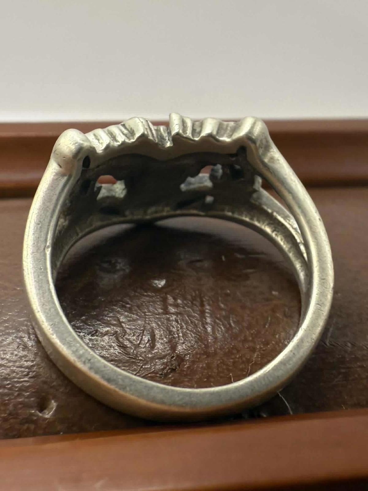 Quality 925 Sterling Silver Leaf Head Ring • Size - L •  5.03 Grams