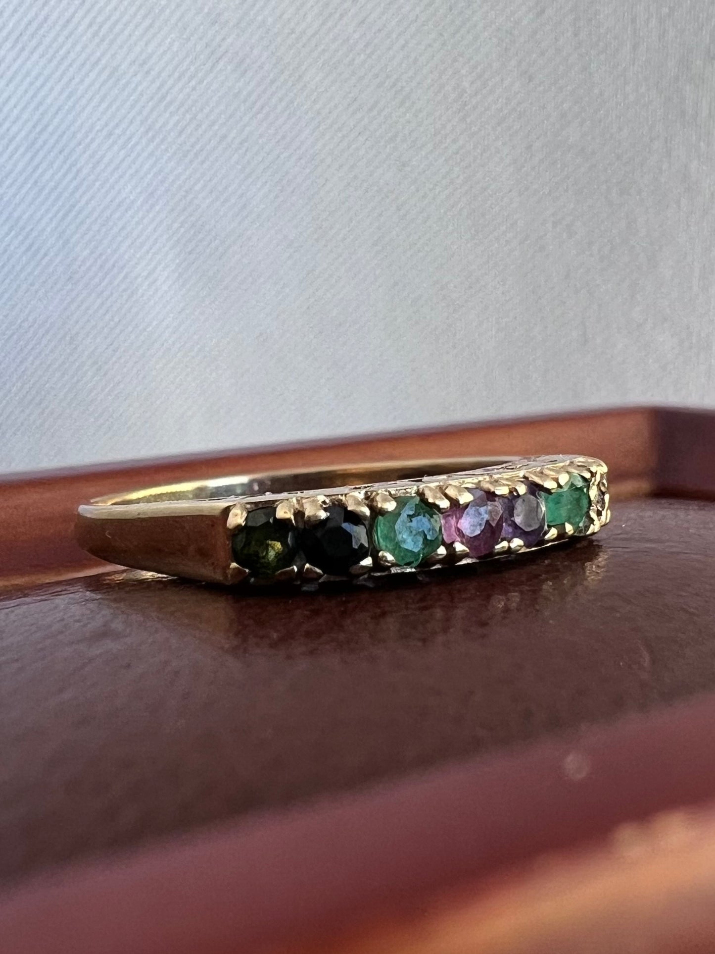 Vintage 9ct Yellow Gold Gem Set “Dearest” Ring - O