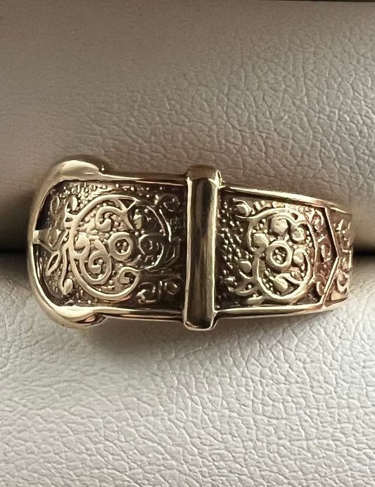 Vintage 9ct Detailed Buckle Ring - U½ - 4.40 Grams