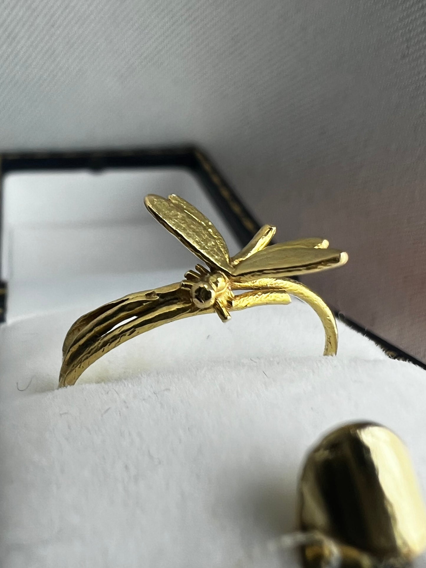 Alex Monroe 18ct Yellow Gold Dragon Fly Ring ~ N½