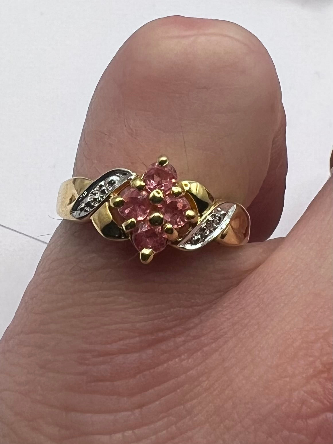 Quality 18ct Yellow Gold Pink Sapphire & Diamond Ring - O