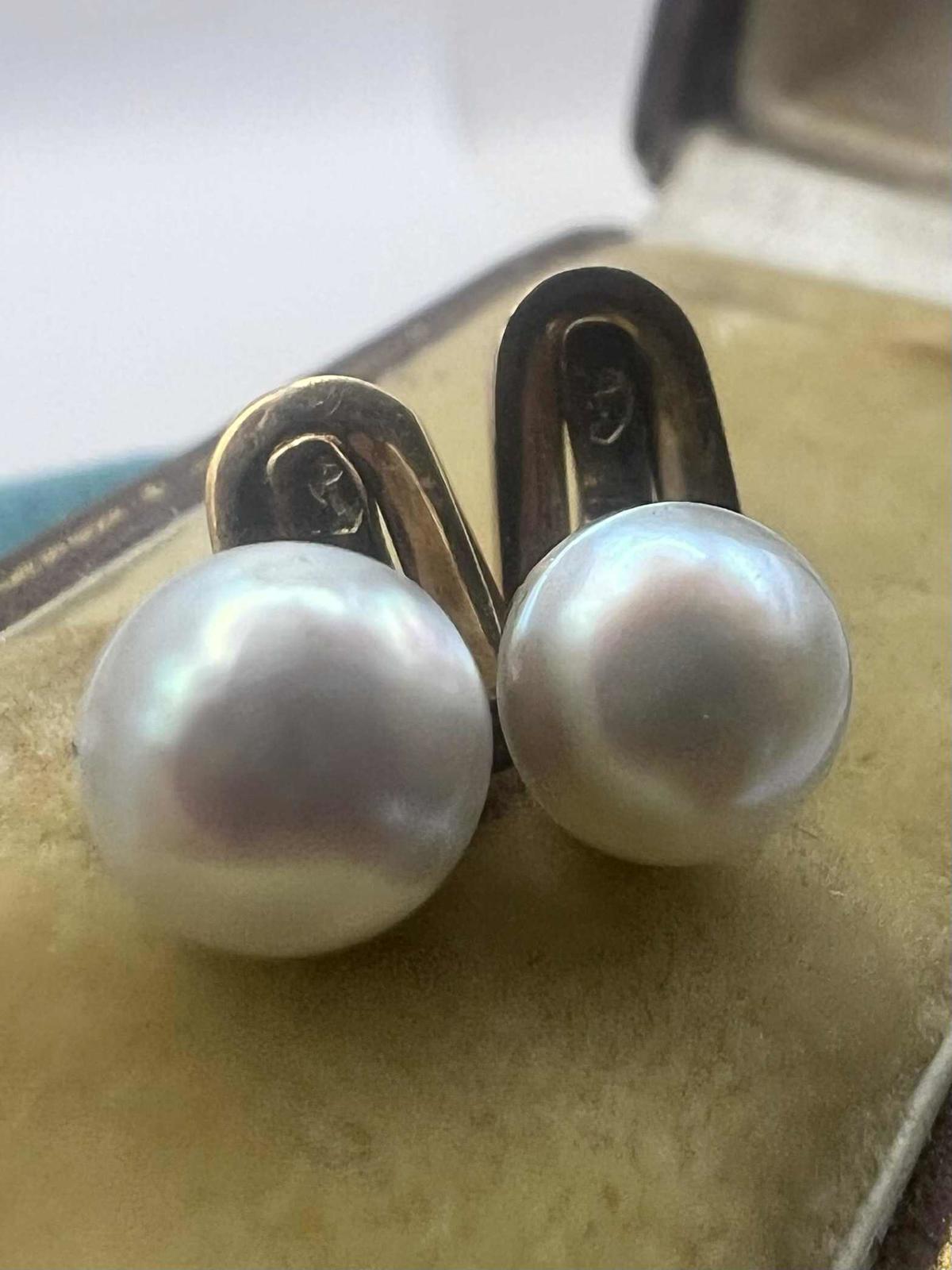 Vintage Austrian 14ct Yellow Gold Pearl Earrings - Original Box • 2.47 Grams
