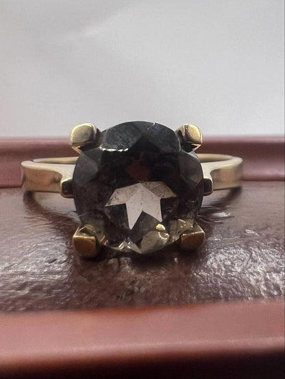 Vintage 9ct Yellow Gold Smokey Quartz Ring • Size - N  • 2.86 Grams
