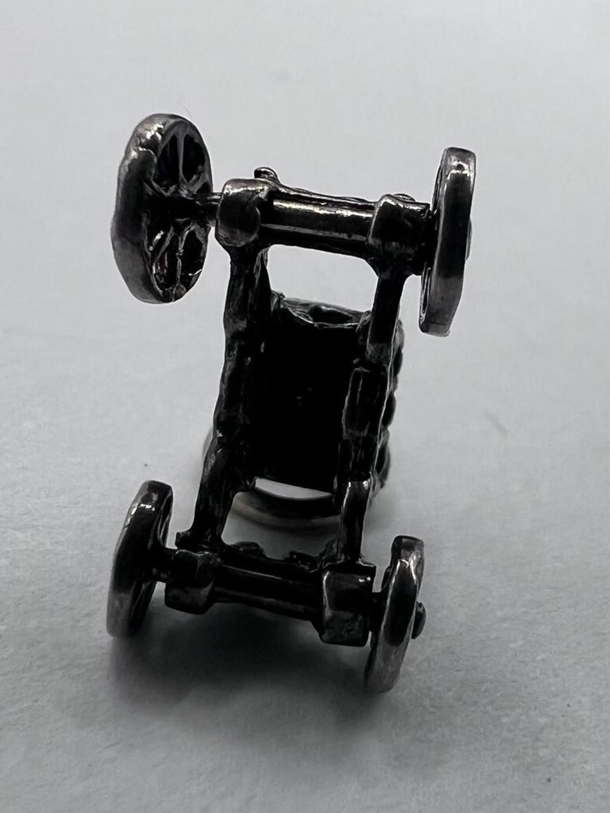 Quality 925 Silver Articulated Wagon Charm - 1.62 Grams