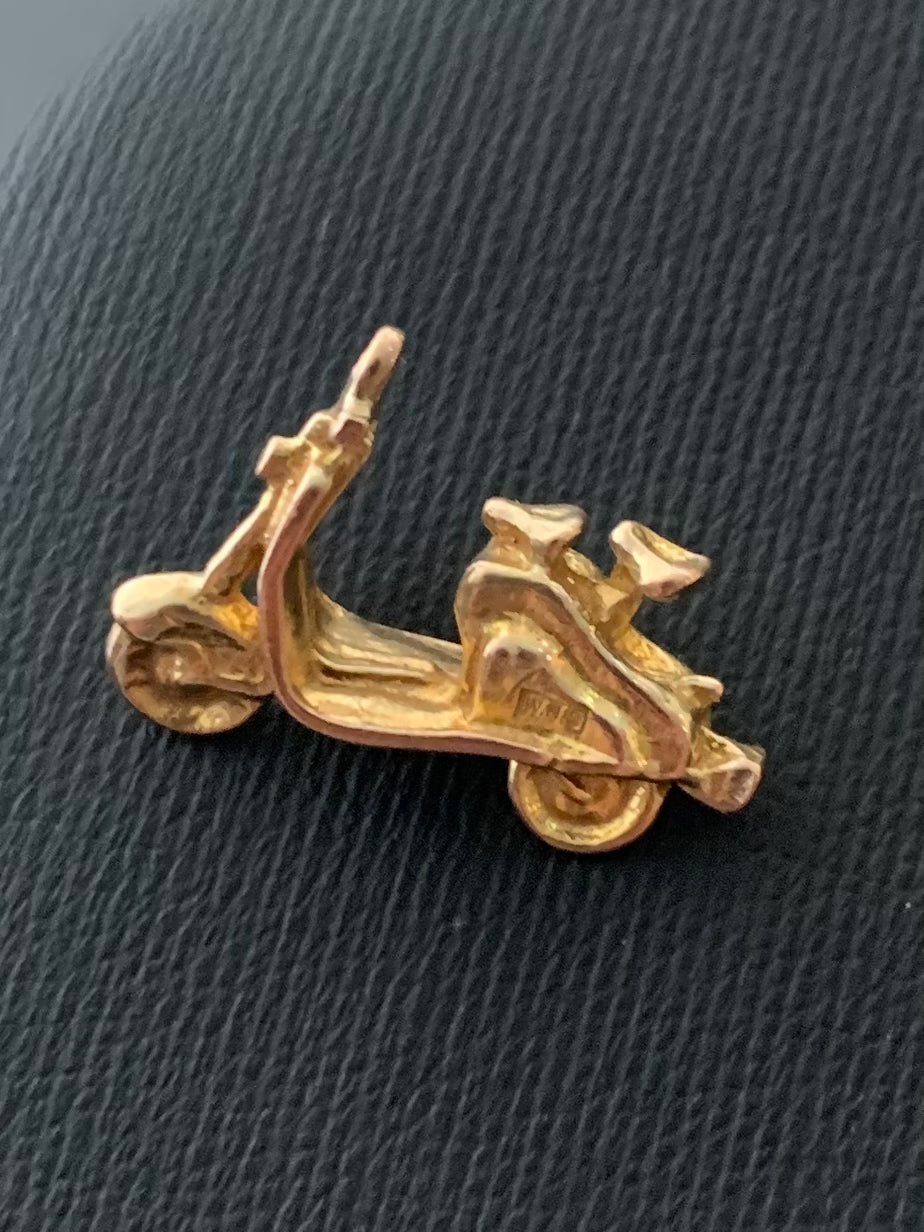 Vintage 9ct Yellow Gold Vespa Charm - 2.50 Grams