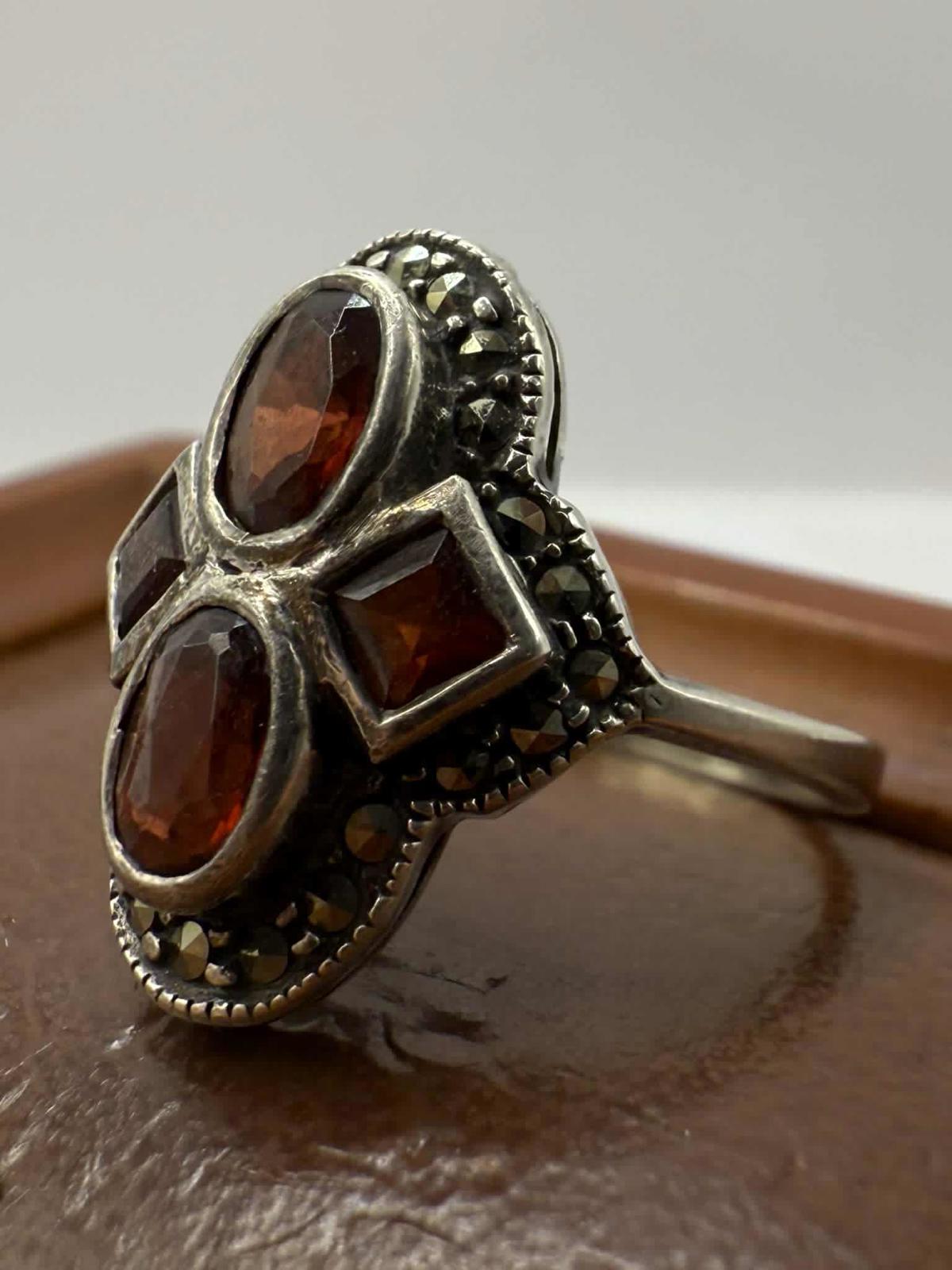 Quality 925 Sterling Silver Garnet Set Cluster Ring • Size - N • 3.78 Grams