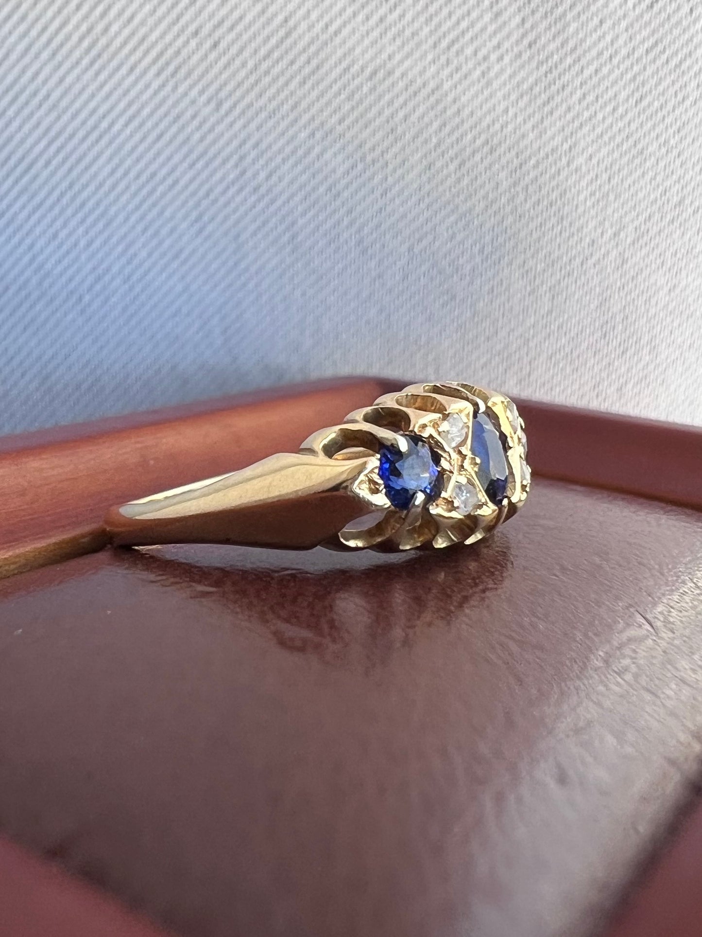 Antique 18ct Yellow Gold Sapphire & Diamond Ring - M½