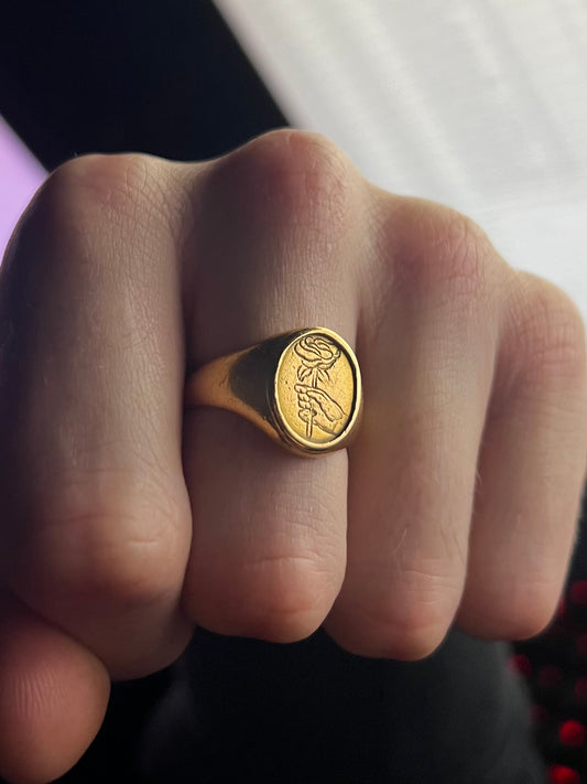 Vintage 22ct Engraved Rose In Hand 1976 Signet Ring - S