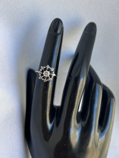 Vintage 9ct Yellow Gold Cz & Sapphire Cluster Ring - L½