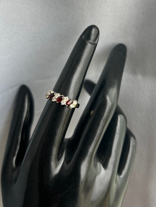 Quality 9ct Yellow Gold Garnet & Cz Set Ring - N½