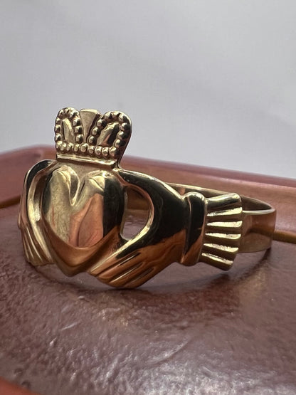 Genuine 9ct Yellow Gold Irish Claddagh Ring - Y