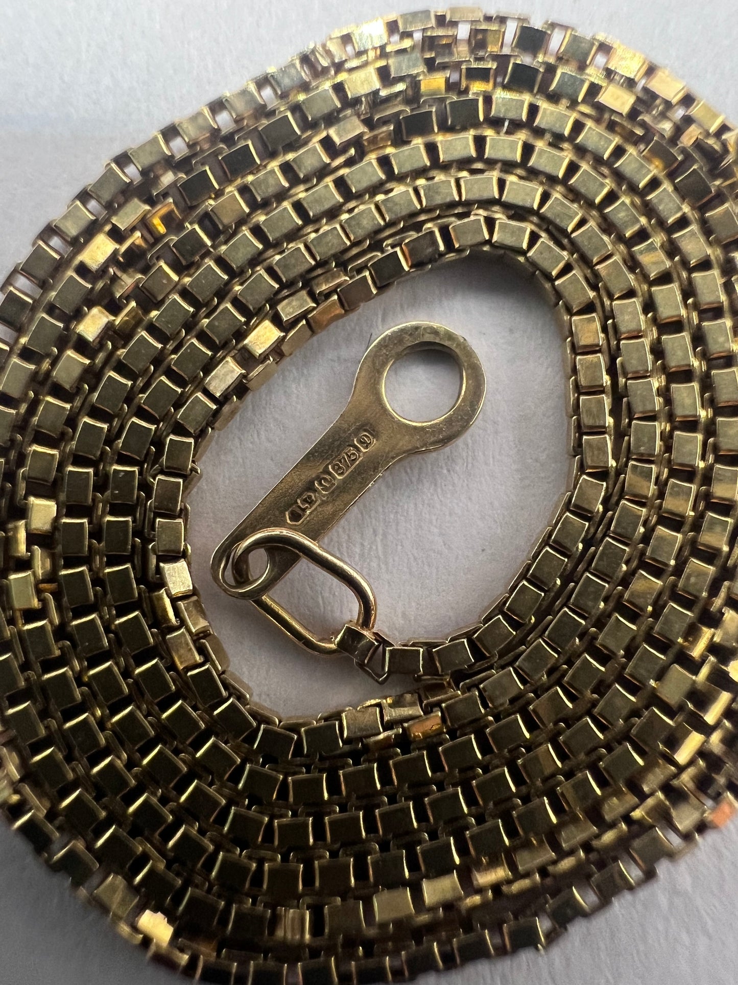 Quality 9ct Yellow Gold Box Link Chain • 16 Inch • 2.56 Grams