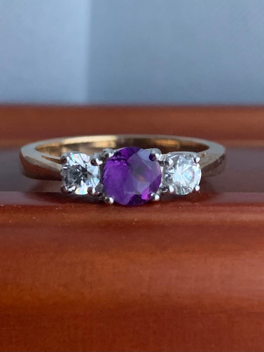 Vintage 9ct Yellow Gold Amethyst & Cz Trilogy Ring - N½