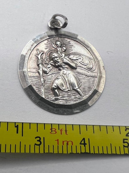 Quality 925 Sterling Silver St Christopher Pendant - 3.61 Grams