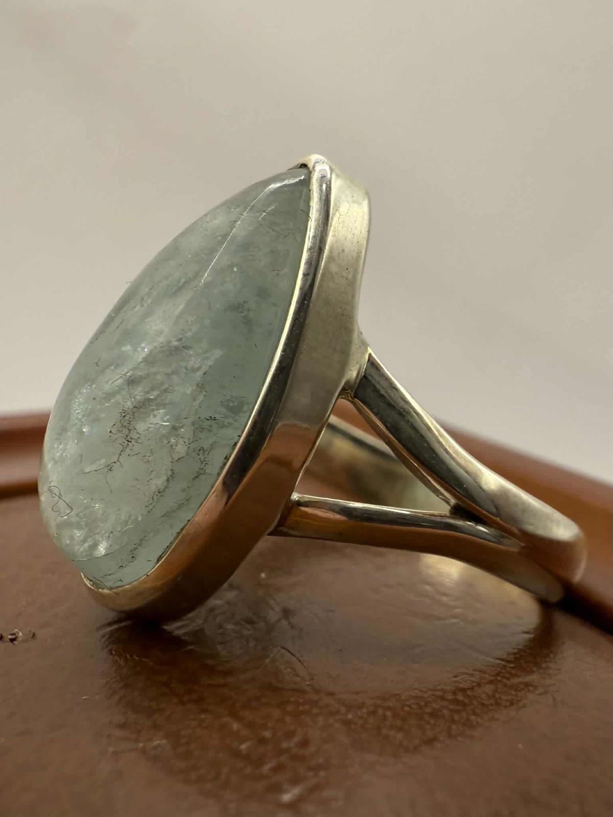 Quality 925 Sterling Silver Aquamarine Crystal Set Ring • Size - R • 5.96 Grams