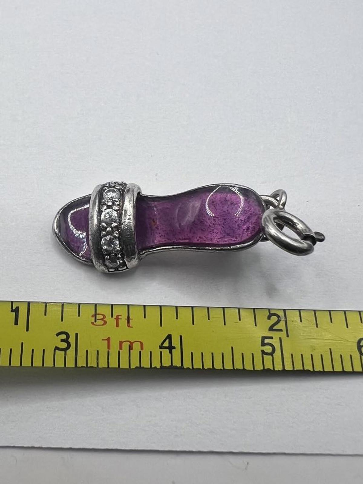 Quality 925 Sterling Silver Cz Set Slipper Pendant - 2.67 Grams