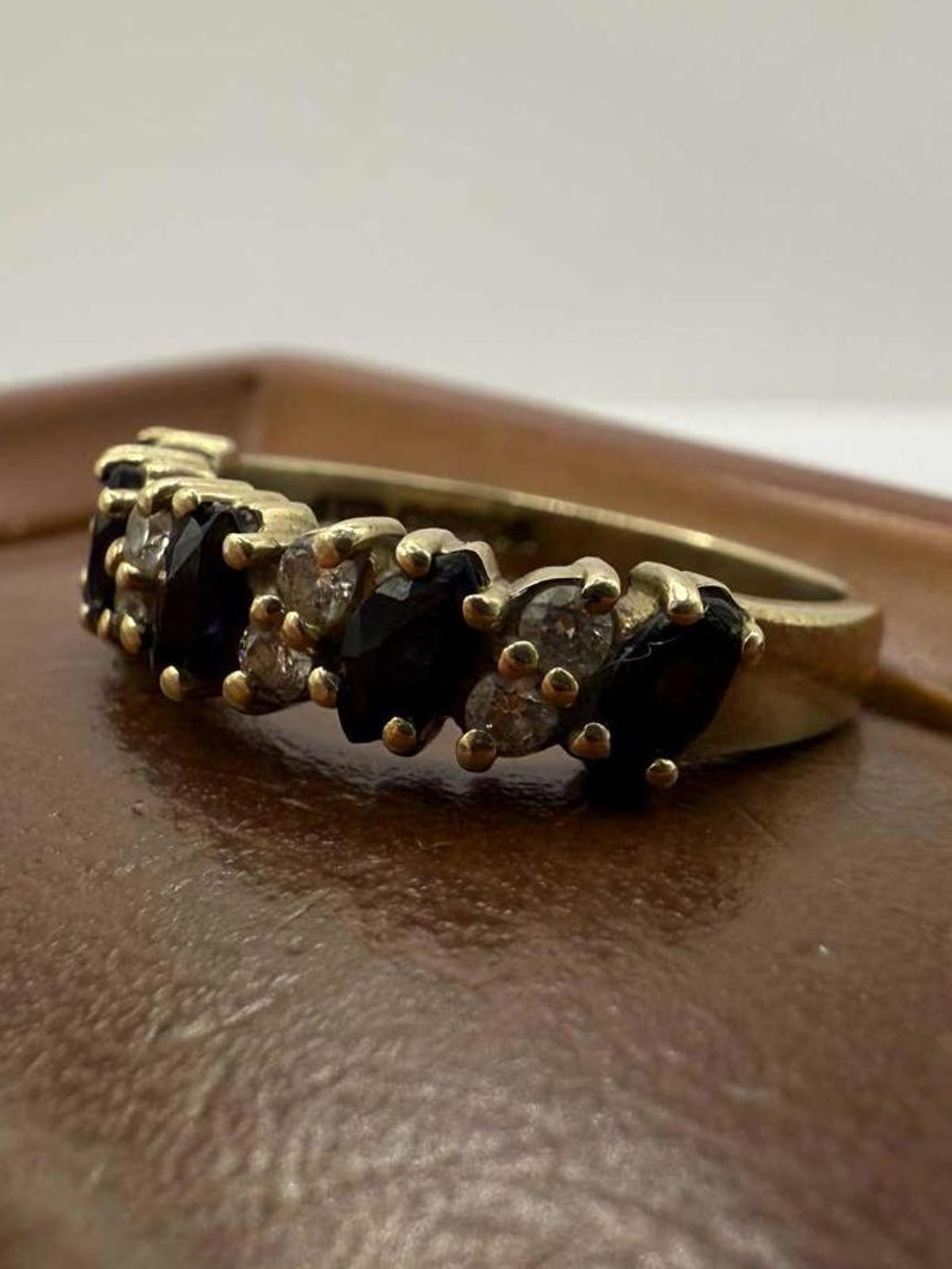 Vintage 9ct Yellow Gold Sapphire Set Ring • Size - O • 3.32 Grams