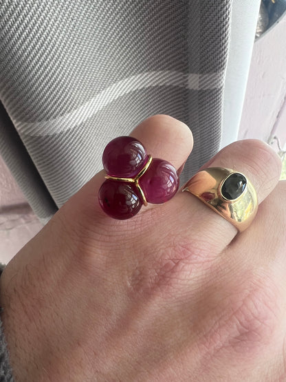 Baccarat 18ct Yellow Gold Purple Orb Trilogy Ring - M