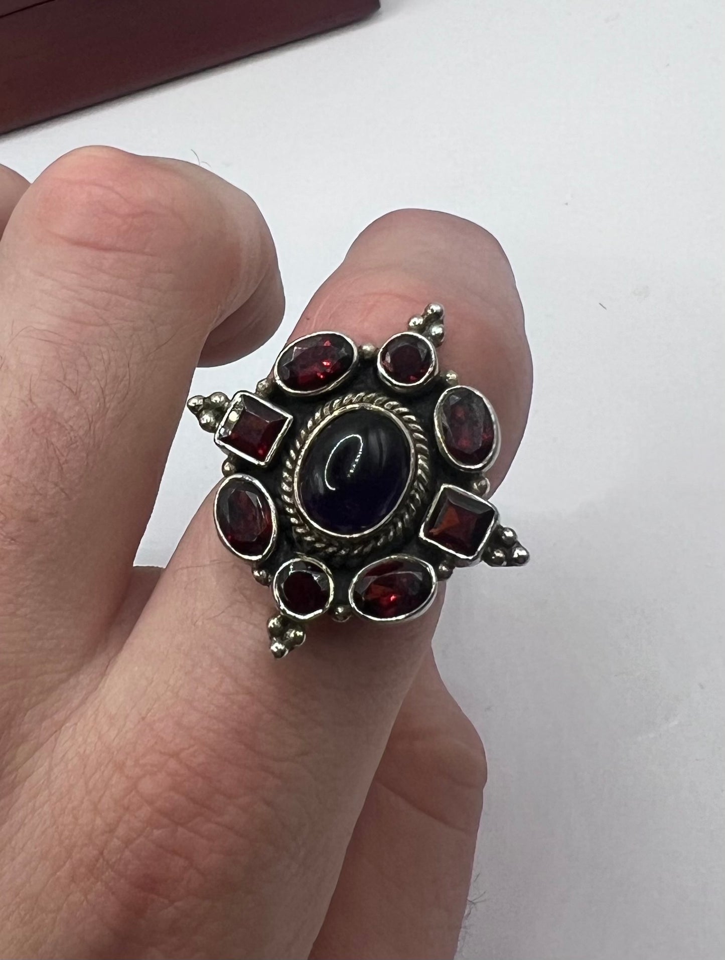 Unique 925 Sterling Silver Indian Amethyst & Garnet Ring • Size - P½