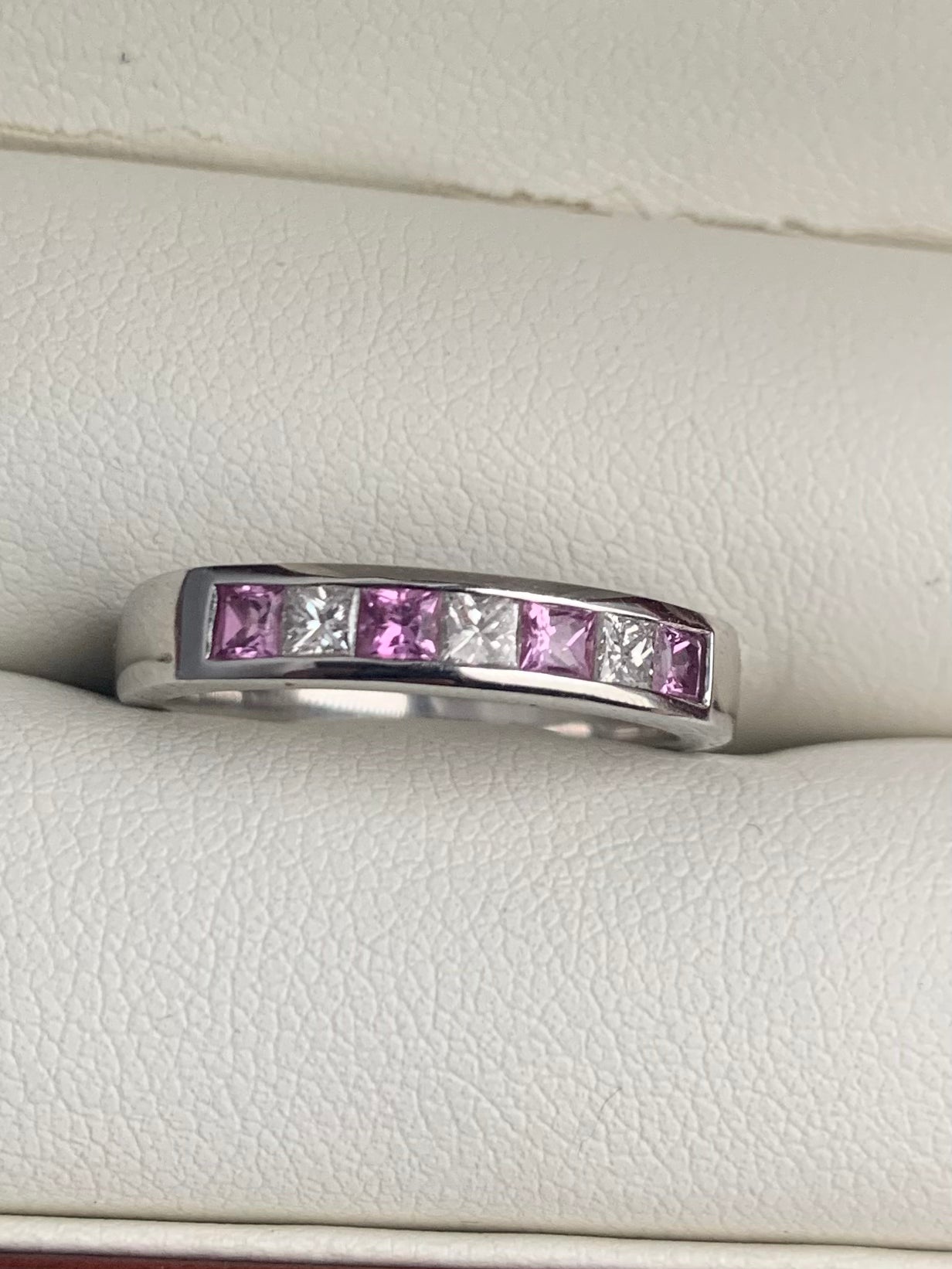 18ct Princess Cut Pink Sapphire & Diamond 0.99ct Ring ~ 5.67 Grams ~ Size - O½